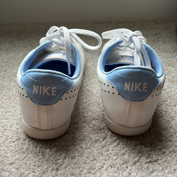 Nike tennis white leather sneakers - Picture 6 of 9